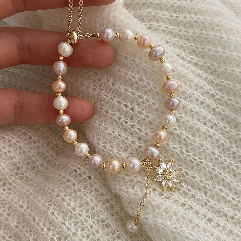 Elegant Freshwater Pearl Bracelet Zircon Flower Beaded Bracelet Simple Gold Plated Charm Freshwater Pearl Bracelet