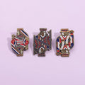 Creative Playing Cards Poker Brooch Enamel Pin Funny Spades King Queen Brooches for Collar Lapel Badges Jewelry Gifts
