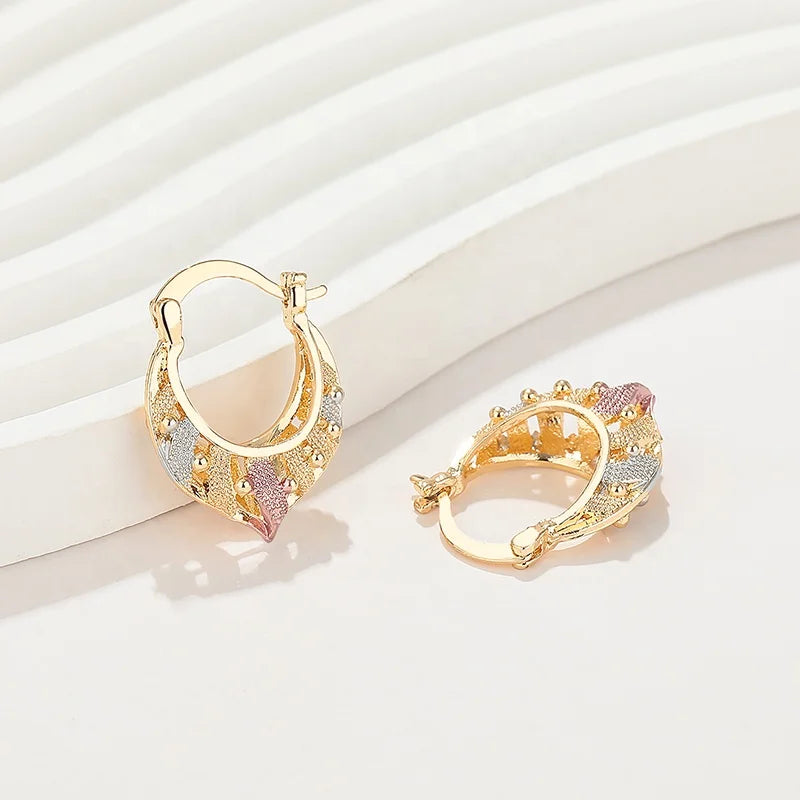 Bijouterie Joyeria Bisuterias Oro Luxury Earrings  Hollow Copper Alloy Women Hoop 18K Gold Plated Wholesale Earrings Women