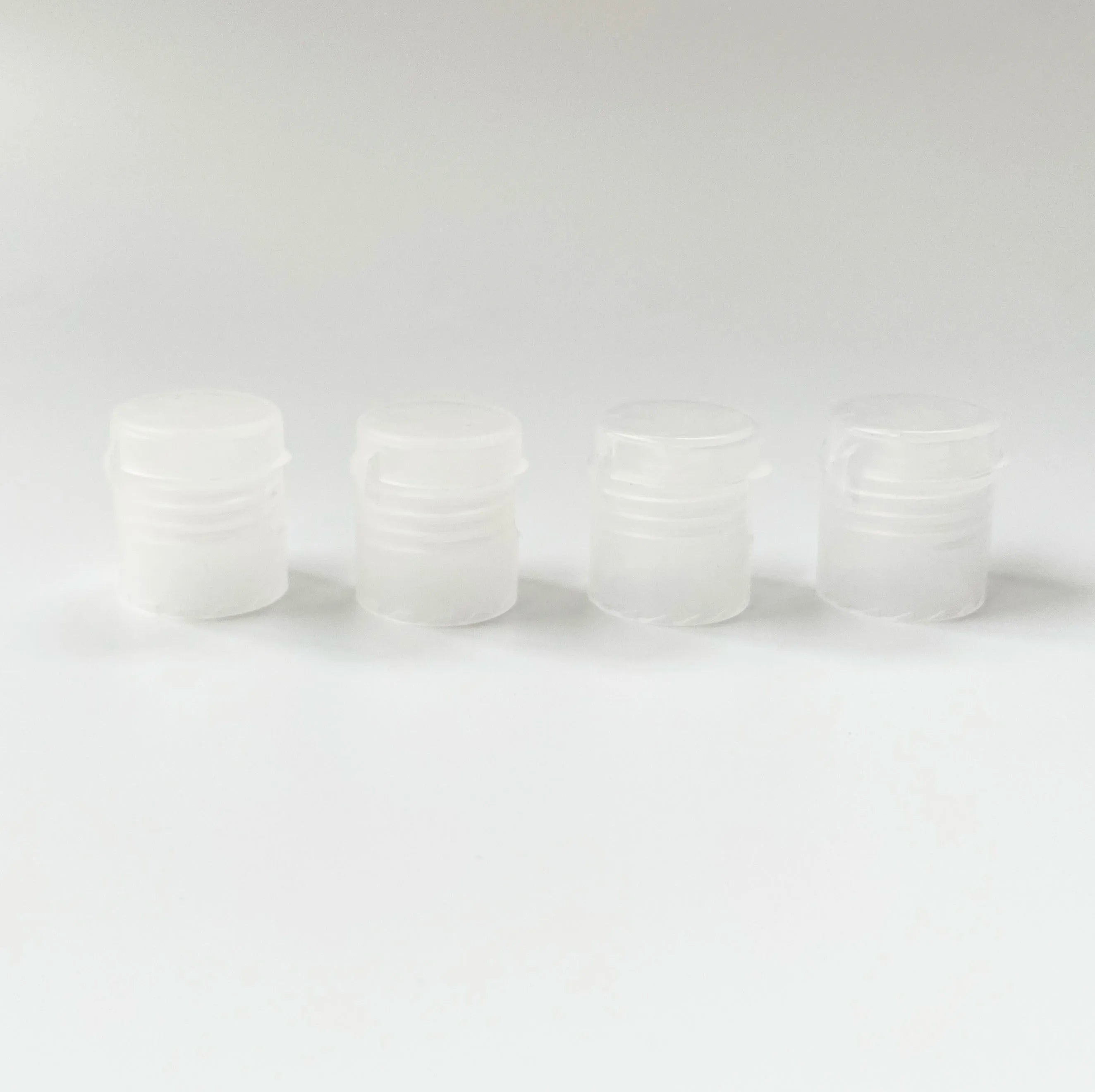15-415 15mm Plastic Flip Top Cap White Clear Smooth Snap Top Closure Cap