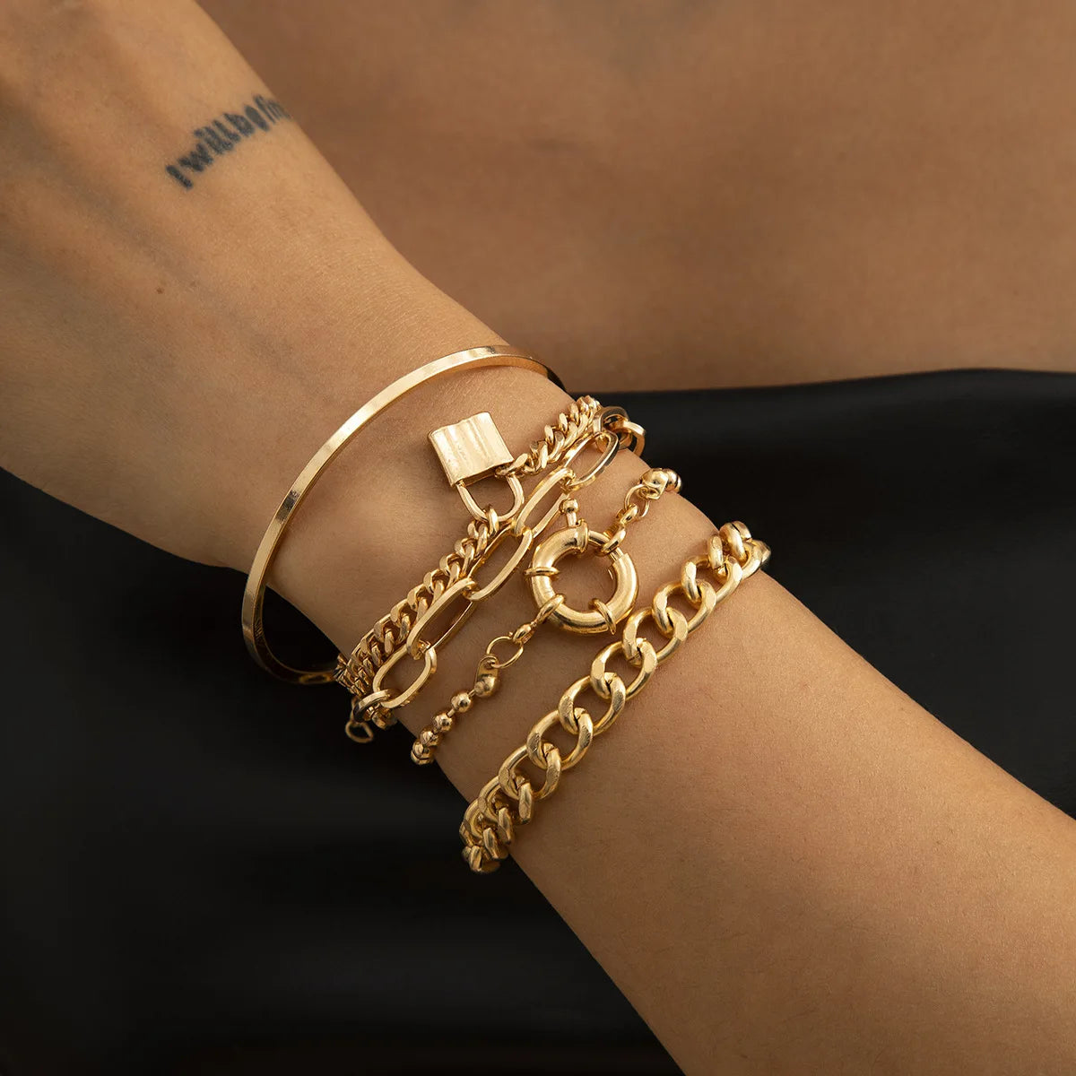 DAIHE Gold Plated Bracelet Fashion Jewelry Stainless Steel Bangles Beads for Bracelet Making