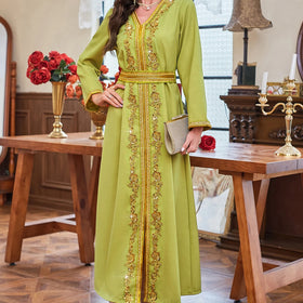 Middle East Kaftan Marocain 2024 Oman Dubai Qatar Arab Morocco Caftan Women Muslim Dress With Beads Kaftan Robes Femmes BA3166
