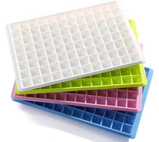 Hot Selling Products 2023 Amazon96 Grid Large Ice Grid square Plastic Ice Cube Mold Making Ice Box Large Capacity