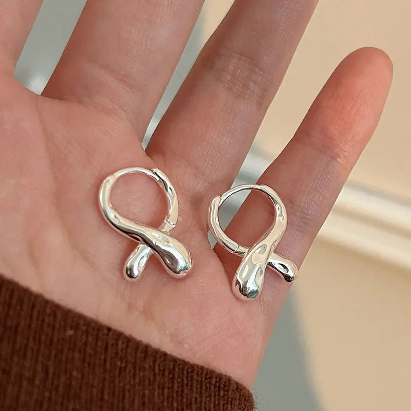Factory Wholesale 925 Sterling Silver Hammered Cross Shape Clip Earrings for Women Gifts