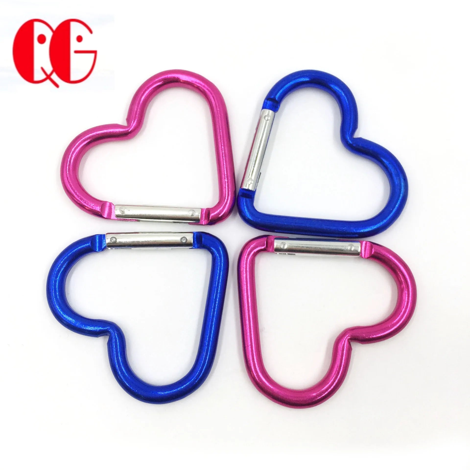 Heart Shaped Carabiner Aluminium Alloy Clip Snap Hook Key Holder Heart Key Ring for Camping Backpack Water Bottle Key Chain