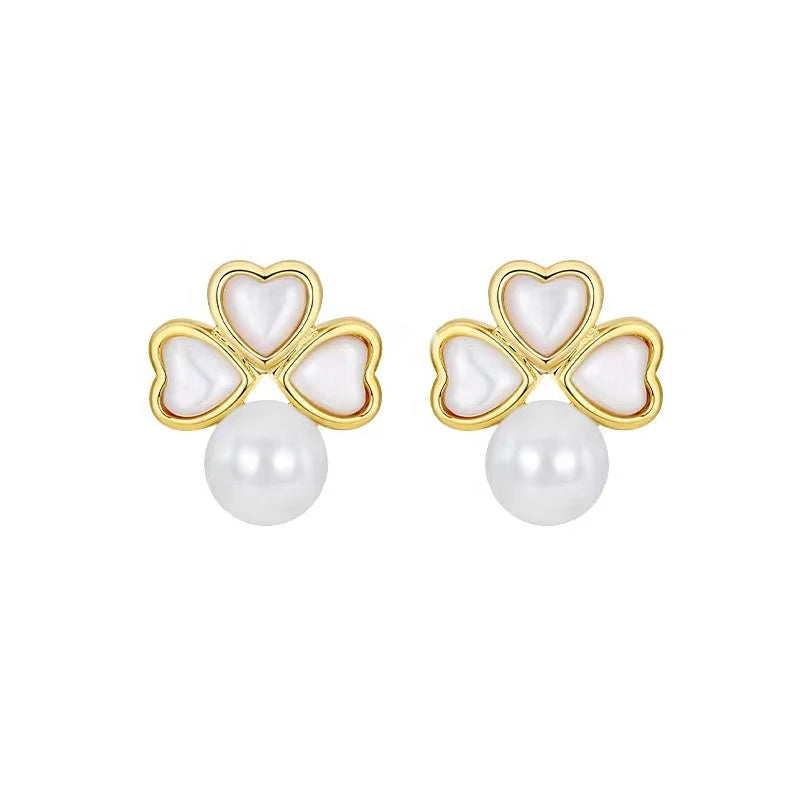 Hot Selling Women's Lucky Gold-Plated Four-leaf Clover Earrings Freshwater Pearl Earrings Set for Weddings Parties Engagements