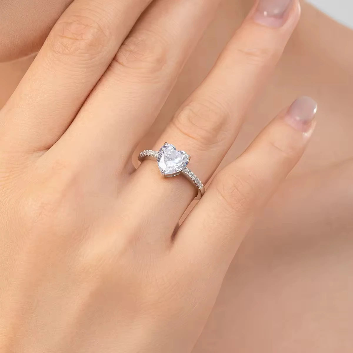 Women Jewelry 925 Sterling Silver Rhodium Plated Pink Heart Zircon Wedding Ring