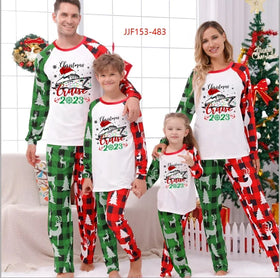 Wholesale Matching Family Christmas Crew Pajamas Family With Small Deer Letters Printed Christmas Pajamas Cotton Pajamas Set