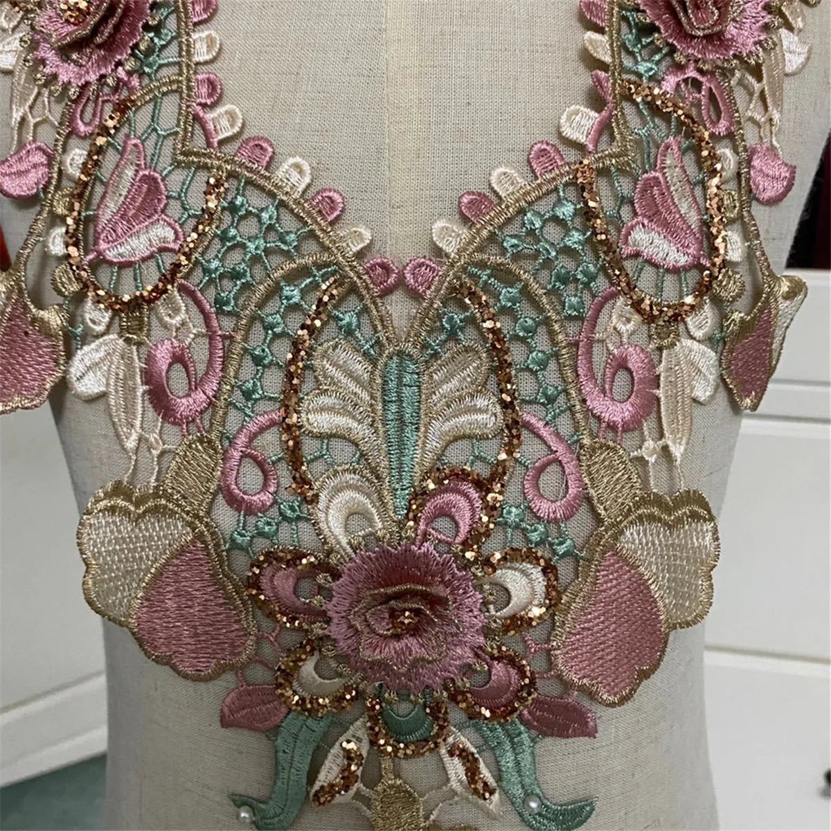 3D Flower Embroidered Lace Collar Trim Fabric Neckline Sewing Costume Applique Decor Patch DIY