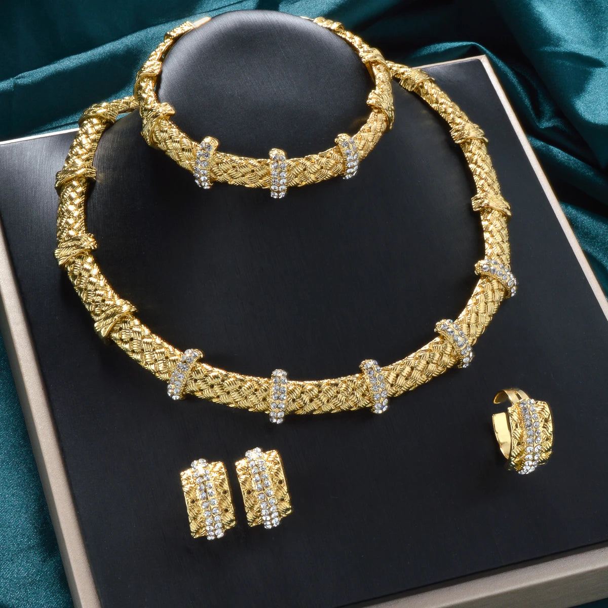 Fashion Women Jewelry Set Saudi 18K Gold Plated Wholesales Cheap Bridal African Jewelry Set