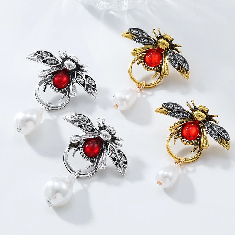 2025 New Arrival Fashion Jewelry Insect Earrings Water Droplet Pearl Glass Animal Bohemian Vintage Gold Bee Dangle Earrings