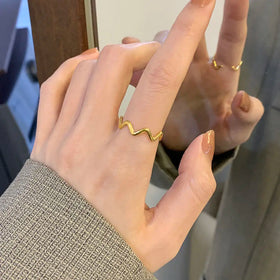 Fashion Personalized 18K Gold Plated Stainless Steel Waterproof Jewelry Open Irregular Curve Wave Stacking Ring for Women Girls