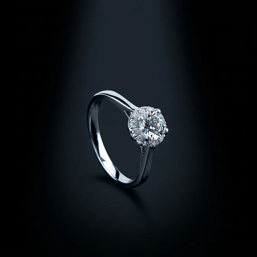 Wholesale Luxury Four Prong Moissanite Ring 1 Ct S925 Sterling Silver Wedding Engagement Ring for Women