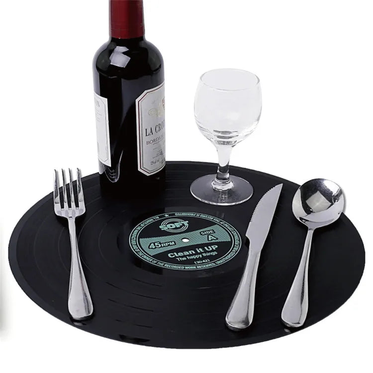 Hot Sale OEM Environmentally Vinyl Record Shape Scald-Proof Anti slip Table Mat New Design Dinner Set Silicon Placemat Dish Kids