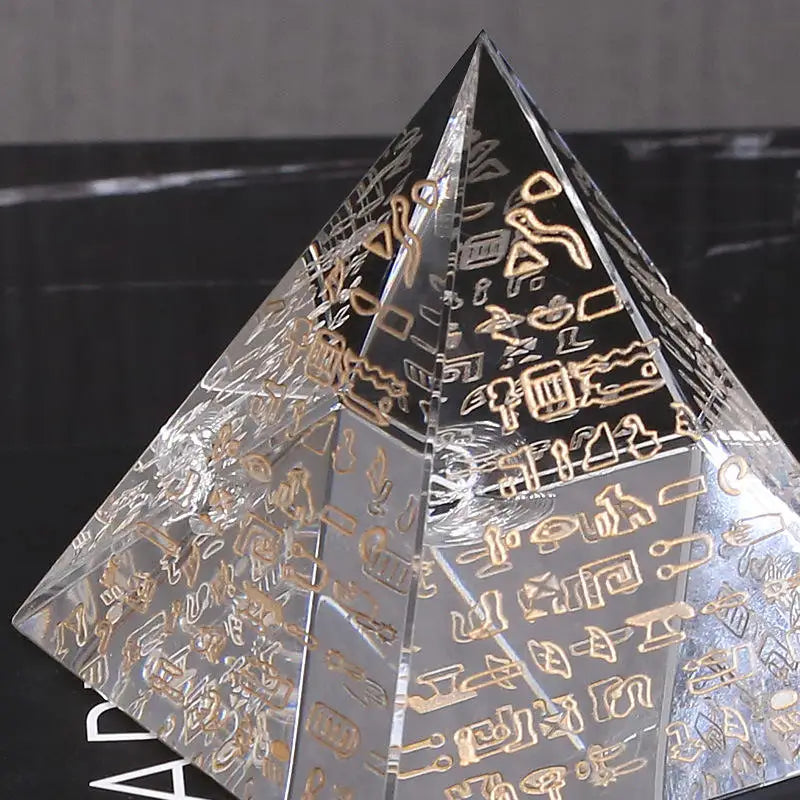 CR055 Fashion Home Decoration Hot Selling Crystal Craft Wholesale Customize Pyramid Ornament