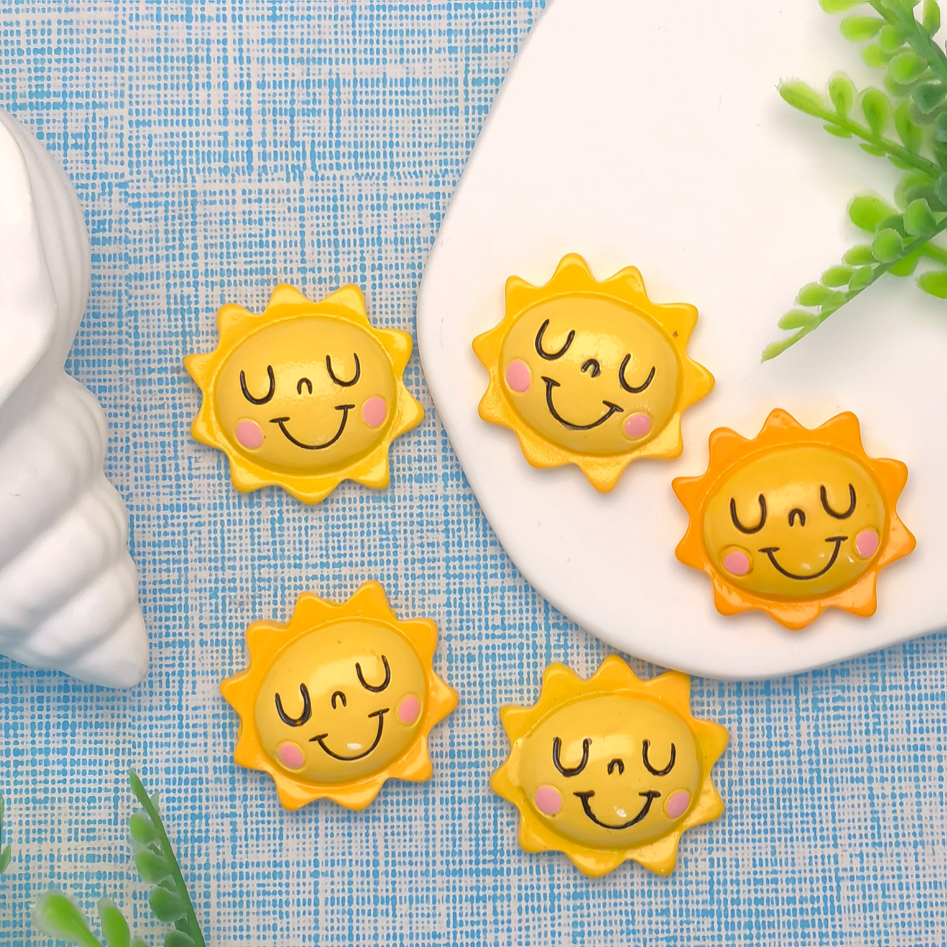 24mm Happy Sunflower Cartoon Sun Resin Mobile Phone Case Accessories DIY Hair Bow Materials Cream Glue Flatbacks Jewelry Parts