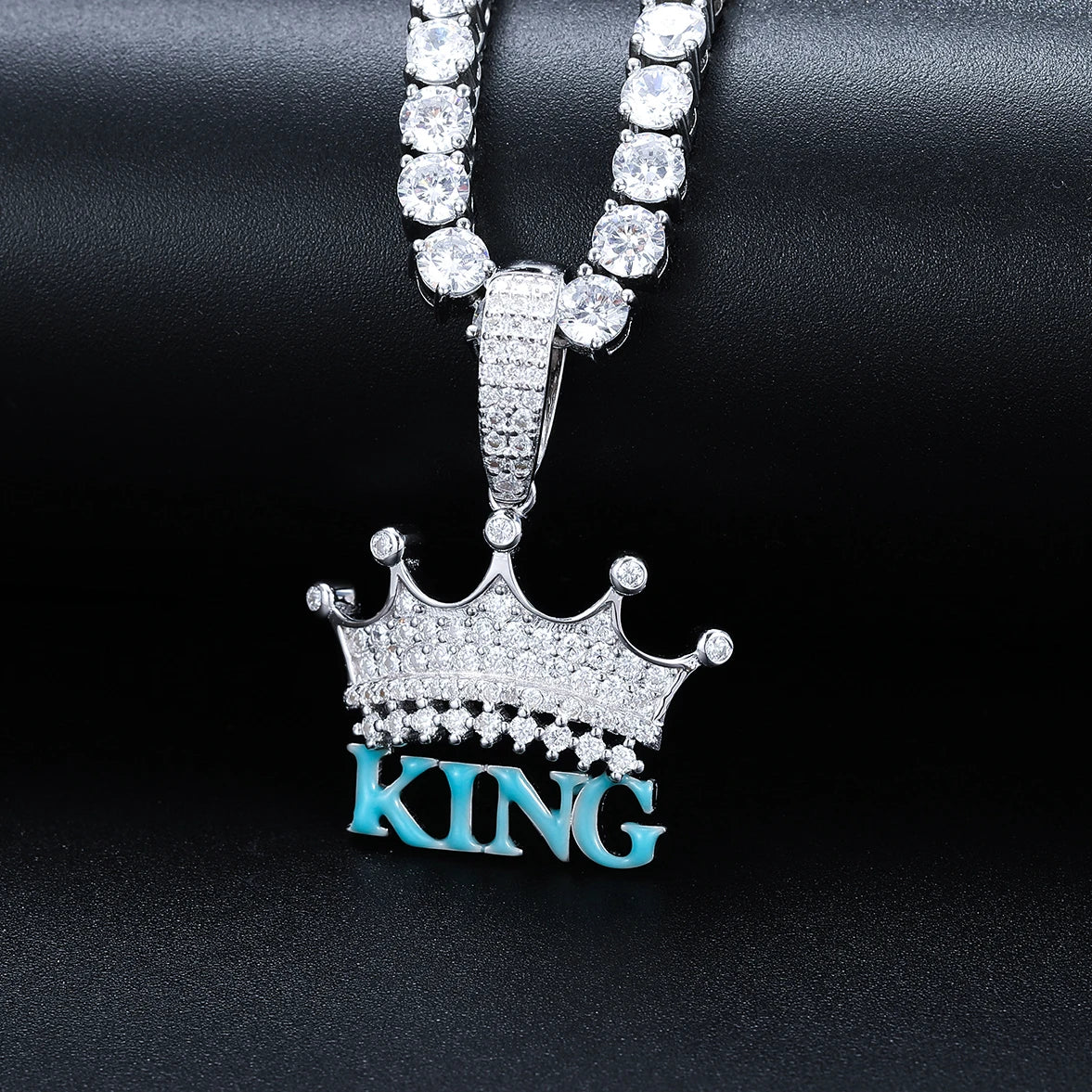 Dropshipping Fine Jewelry Enamel Plated 925 Sterling Silver VVS Moissanite Diamond Glowing King Crown Pendant