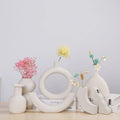 R47 Small Moq Factory Directly Wholesale Hotsales Modern Irregular Unique Shape Antique White Ceramic Flower Vases