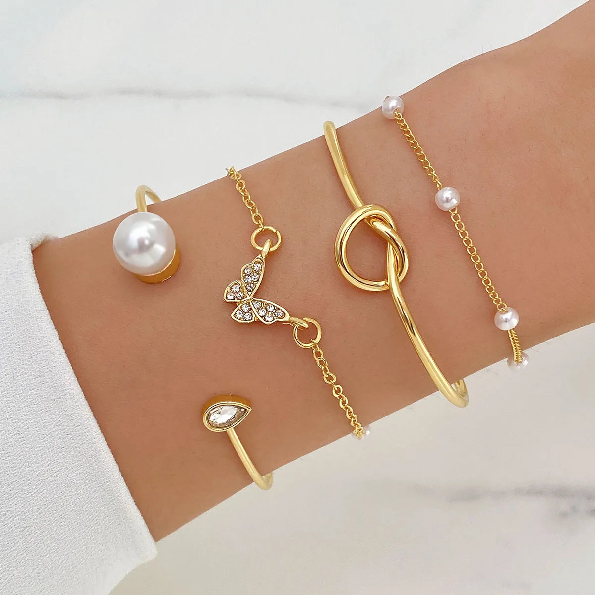 New Trendy Gold Plated butterfly Pearl Crystal Diamond Charm Chain Bracelet for Women Jewelry Geometric Link Cuban Bracelet Set