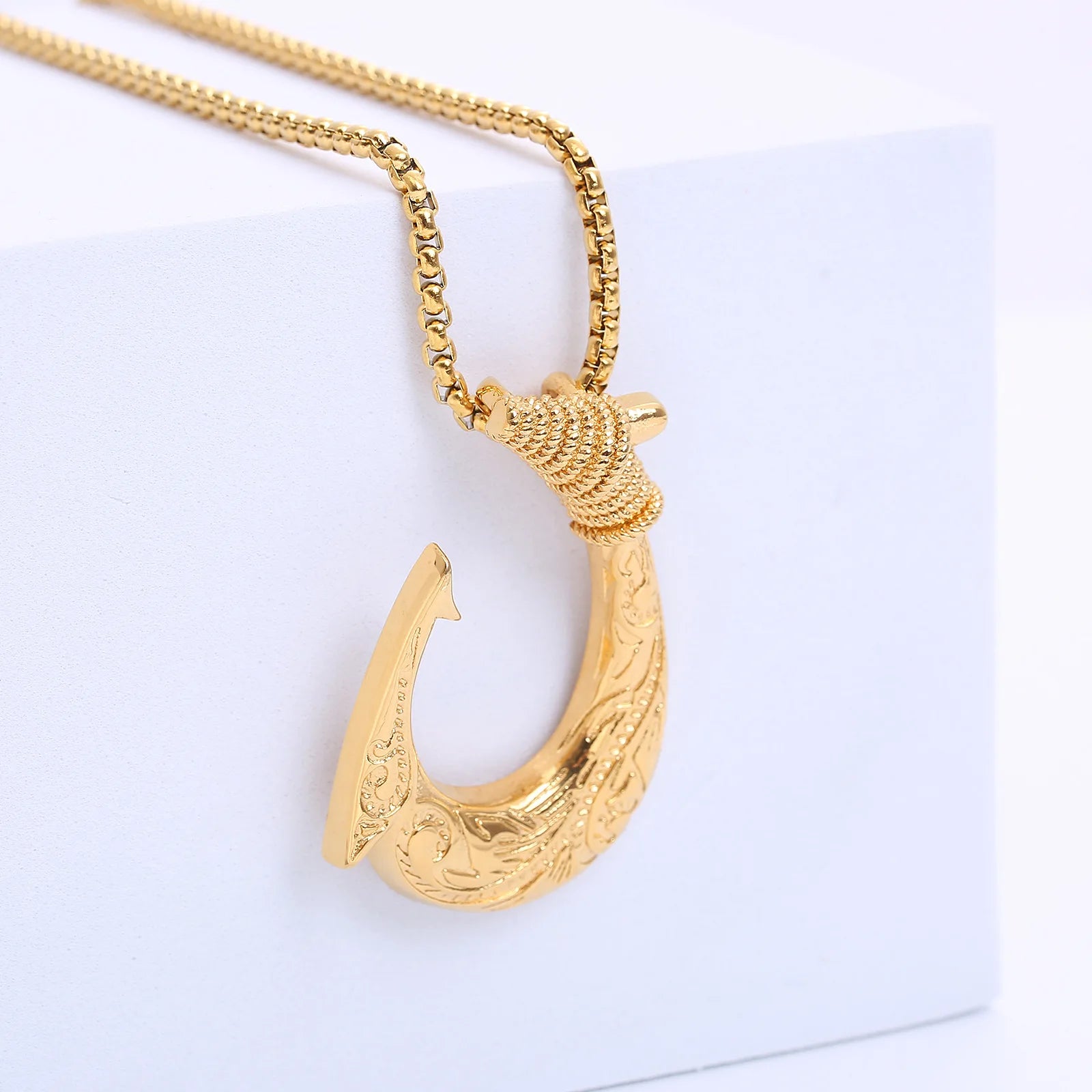 Hot Selling Products Vintage Jewelry Stainless Steel PVD Gold Necklace Men Carved Fish Hook Pendant