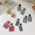 Trendy Retro Ladies Women Black White Pattern Fine Earings Fashion Hoop Metal Checker Board Stud Checkered Earrings