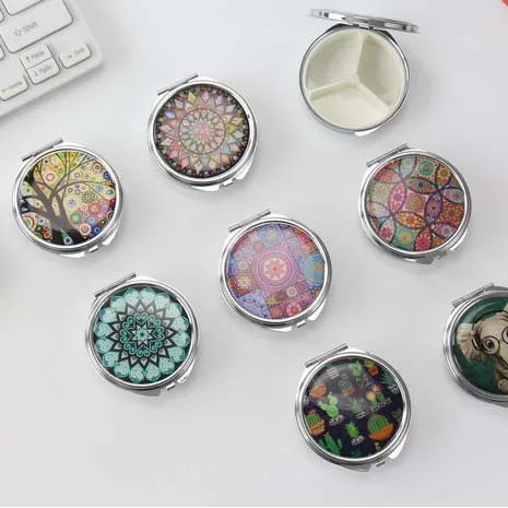 Customized Logo 3 Compartment Round Portable Small Metal Pill Box