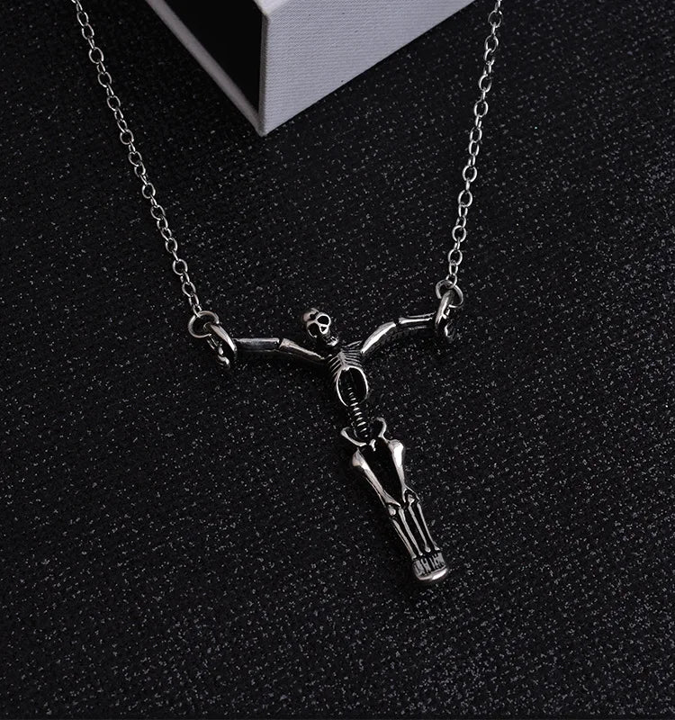 SC Punk Cool Skull Pendant Necklace Silver Plated Skull Necklace Creative Stainless Steel Men Pendant Necklace for Women Men