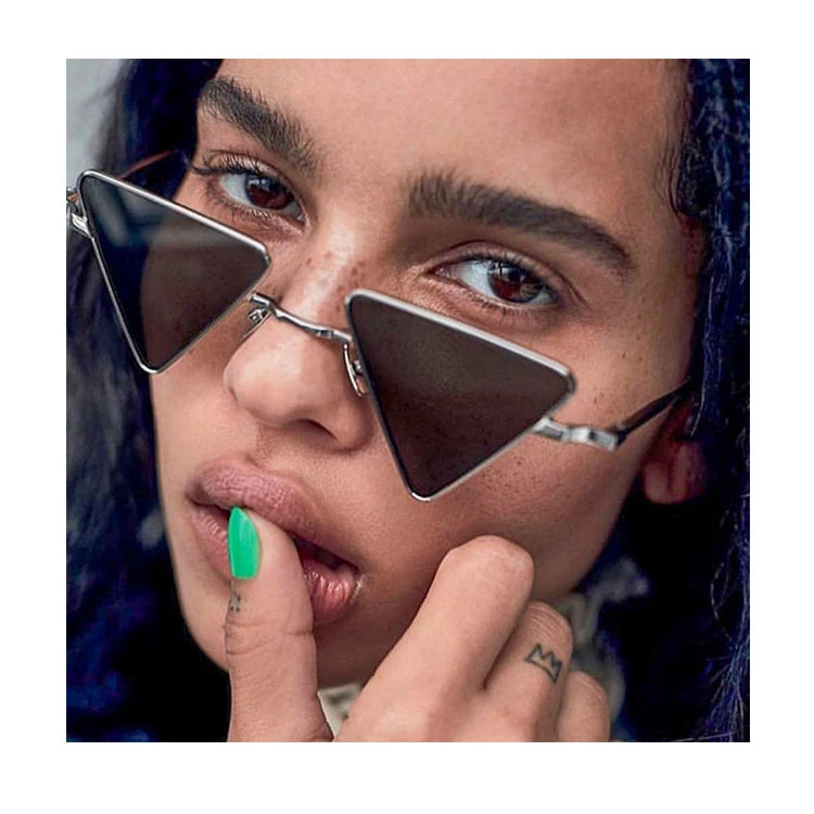 2025 Luxury Vintage Small Women Fashion UV400 Full Rim Rectangle Cateyes Sunglasses Metal Frame % UV Protection