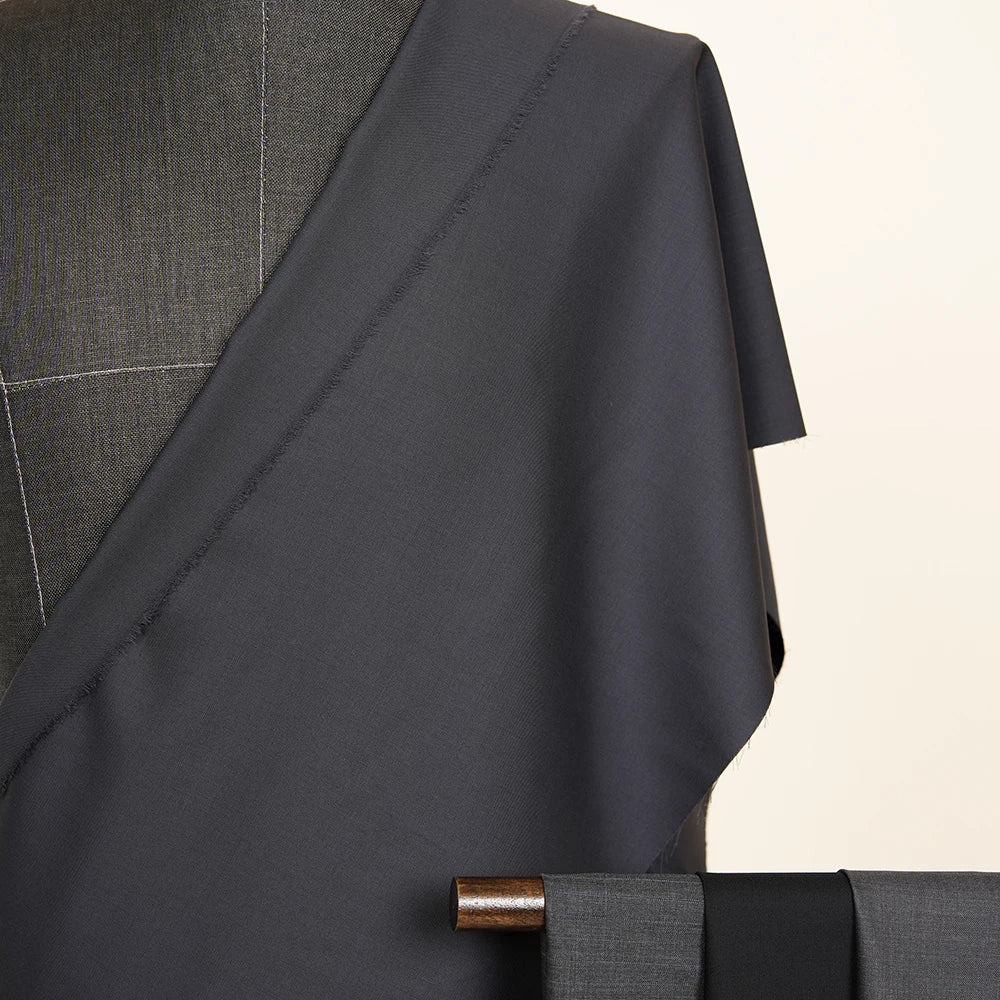 Italian 50%W 50%P Suiting Fabric Blend Fashionable Twill Woven Worsted Merino Wool Polyester for Men's Jackets Also for Boys