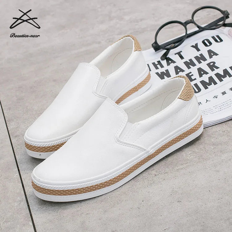 Plus Size 35-44 Women Men Leisure Flats Soft Slip on PU Leather Shoe Women Casual Loafers Ladies Shoes Rubbers Driving Shoes
