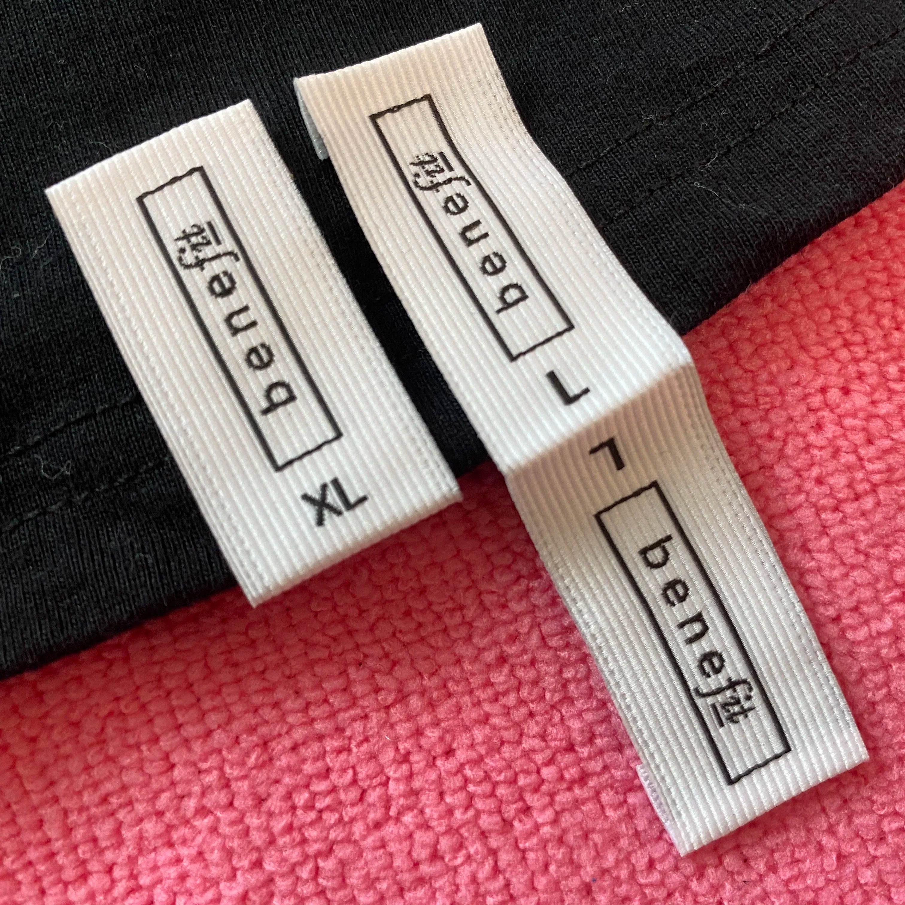 Book Cover Fold Texture Surface Clothing Hem Labelsewing on T-shirt Woven Hem Tags