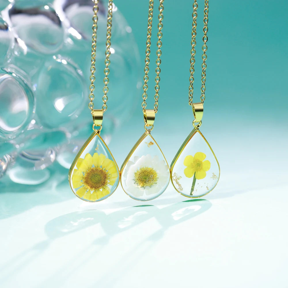 Trendy Unique Birthday Gift for Her Resin Flower Necklace Pendant with Birth Month Charms Link Chain Style