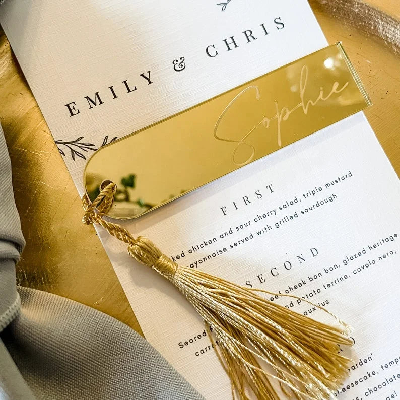 Personalized Design Wedding Gold Name Place Luggage Tags Luxury Laser Engraving Gold Mirror Acrylic Name Tags With Tassel