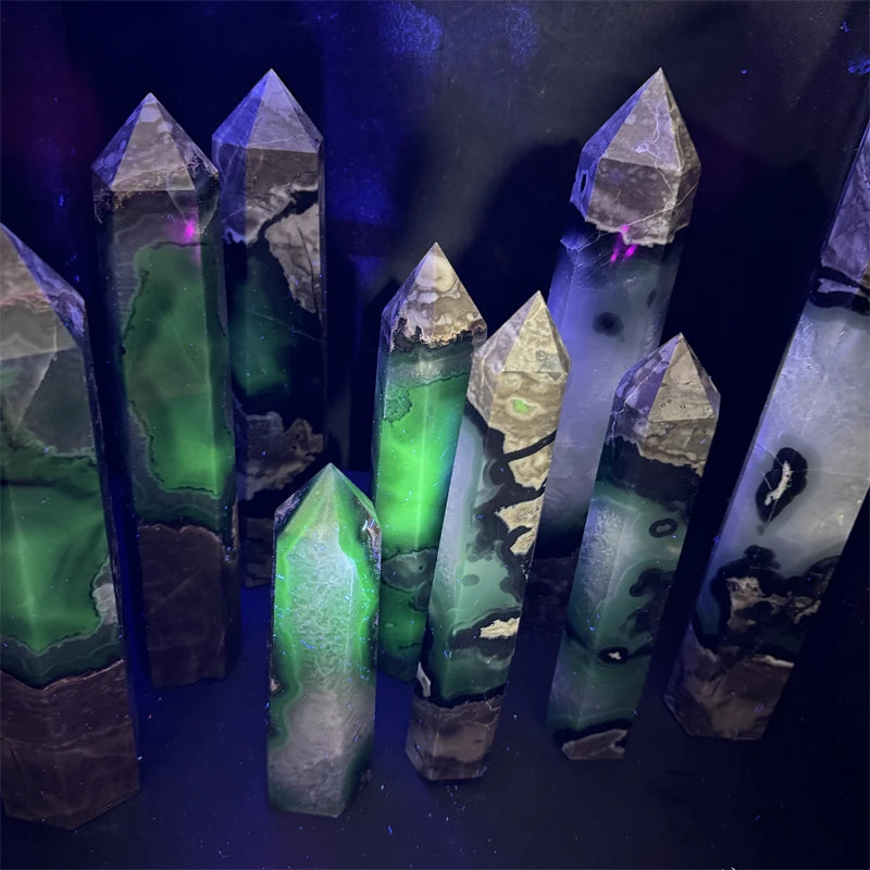 Wholesale High Quality Crystal Crafts Low Price Tower Fluorescent Agate Tower for Meditation