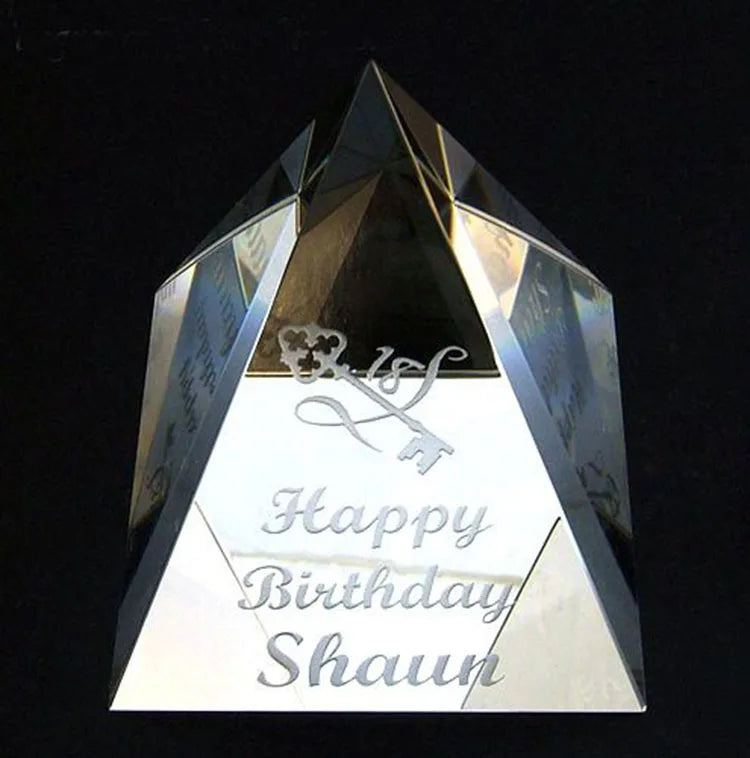 MH-PY037 Laser Engraving Glass Pyramid
