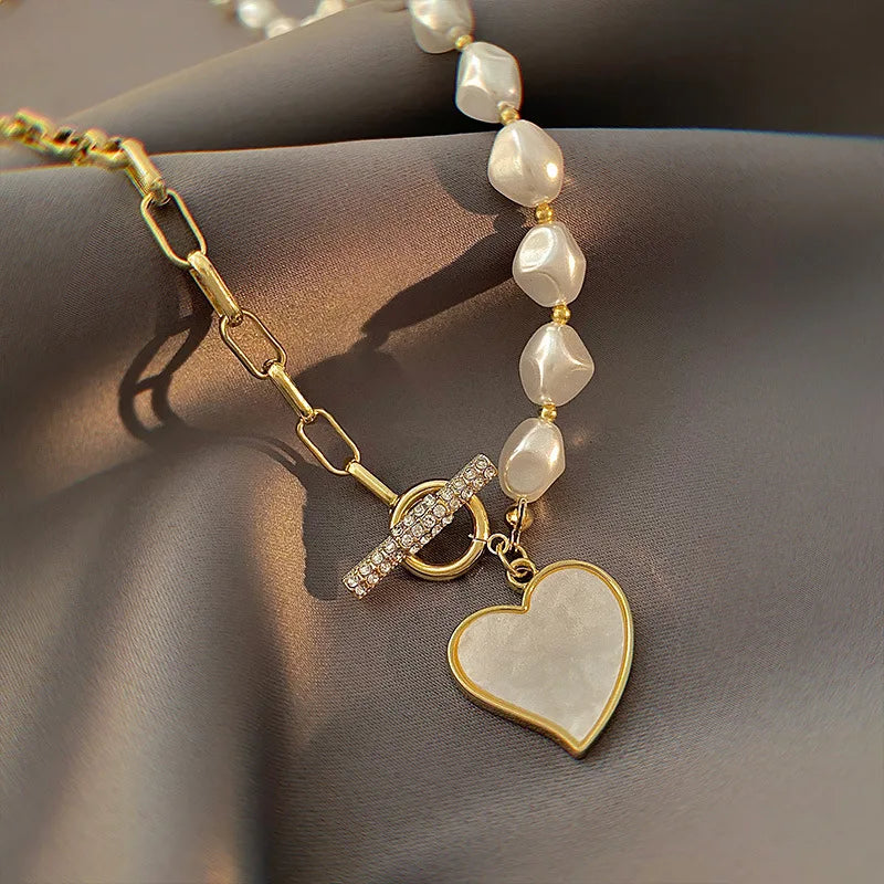 Fashion Luxury Heart Cuban Link Clavicle Chain Necklace Imitation Baroque Pearl Necklace Heart Choker Necklace for Women
