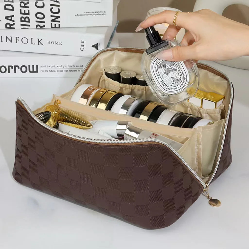 European High-end Waterproof Makeup Bag with Large Capacity Portable for Travel Toiletries Bag Cosmetics Storage Bag