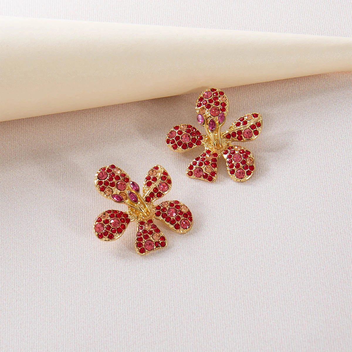 Cute 18K Gold Plated Diamond Glass Flower Stud Earrings Red Rhinestone Crystal Flower Earrings for Girl