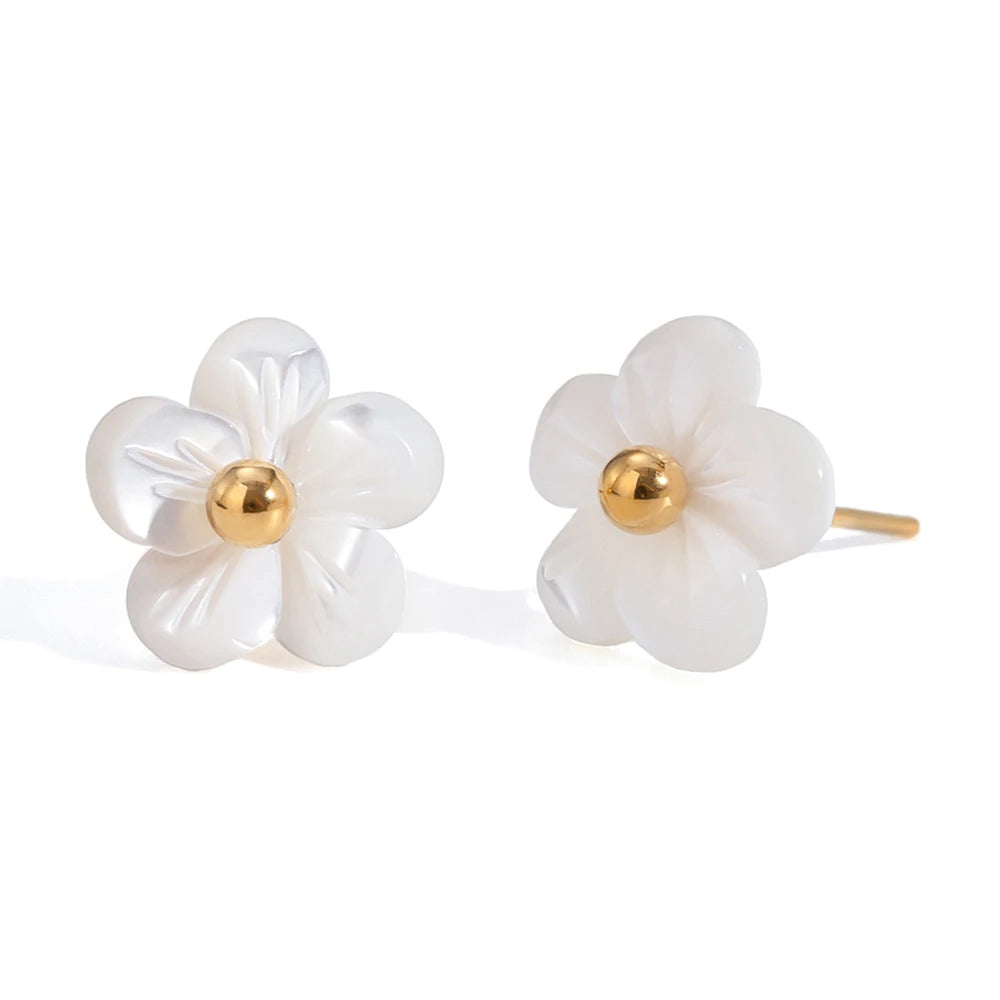 J&D White Shell Flower Earrings With Steel Beads 18k Gold Plated Stainless Steel Unique Design