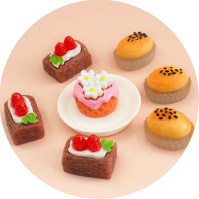 Sweet Dessert Cake Resin Flatback Cabochon Doll House Miniature Food Decoration for DIY Scrapbooking Hairpin Jewelry Craft
