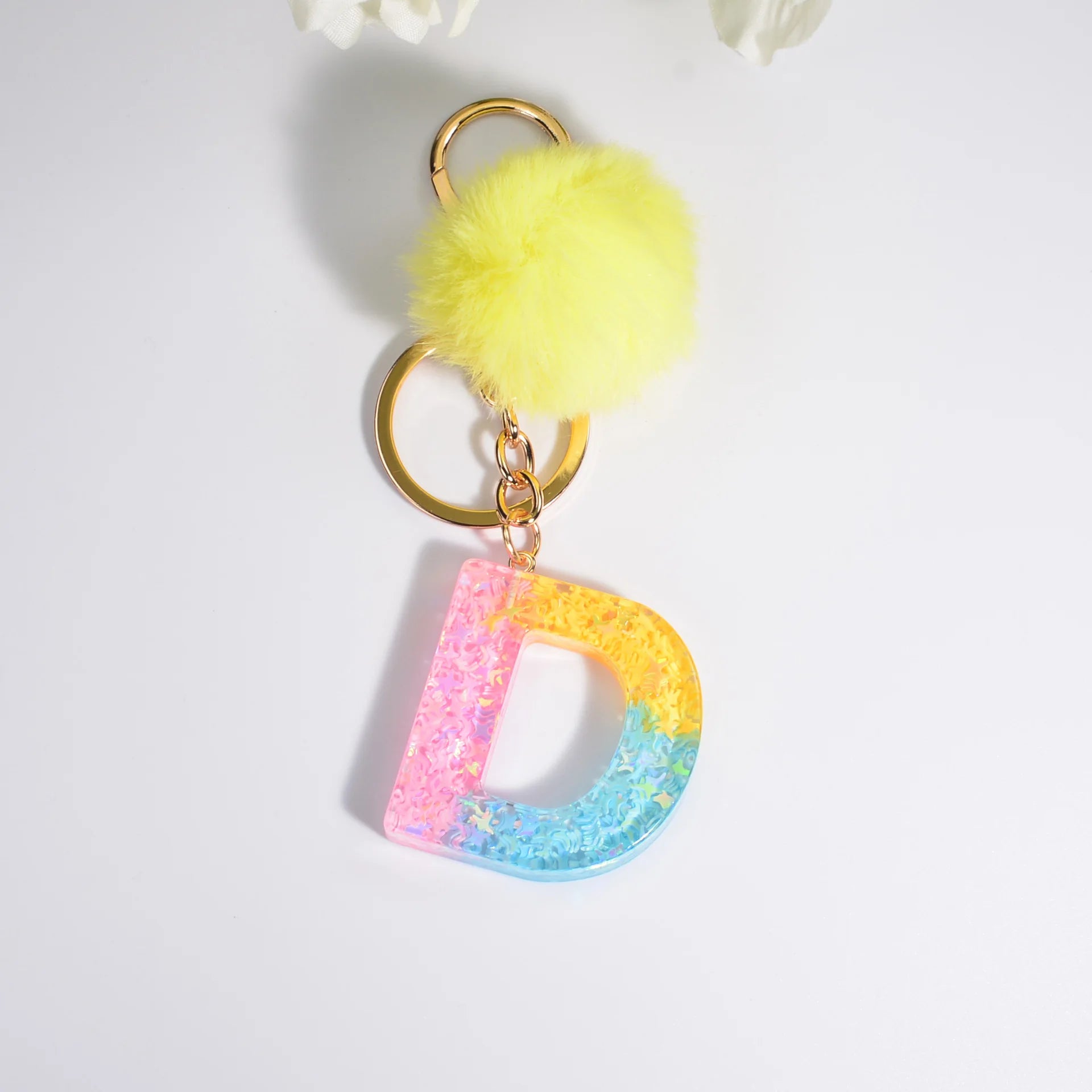Factory Price English Alphabet Crystal Key Chains Women Metal Keychains Pendant Key Ring Resin Key Holder for Bag Accessory