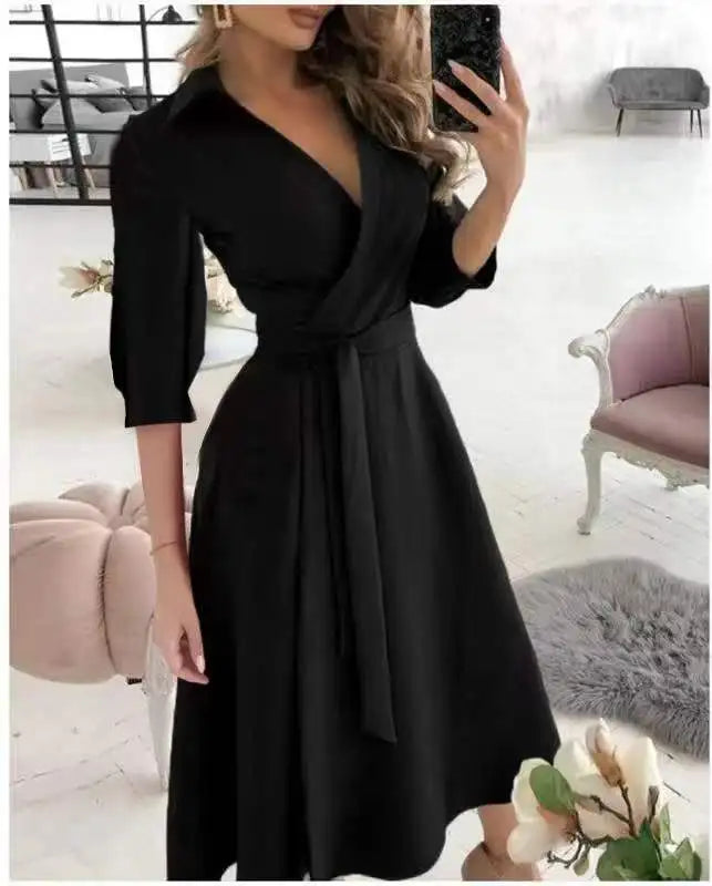 2023 European and American Women's Popular Fashion Long Sleeved V-neck Printed Buttocks Dress