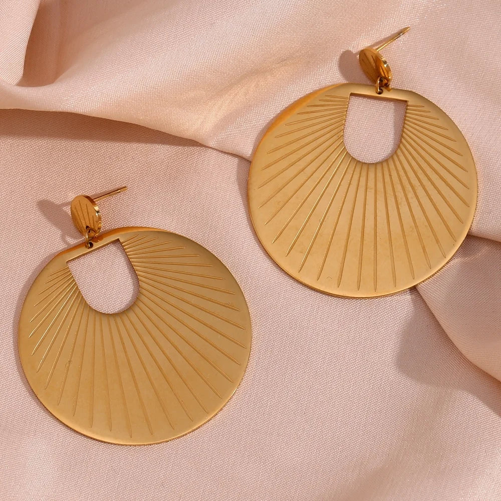 Dreamshow Boho Gold Plated Dangle Hoop Earring Engraved Sunburst Disc Bohemian Earrings Stainless Steel Statement Earrings