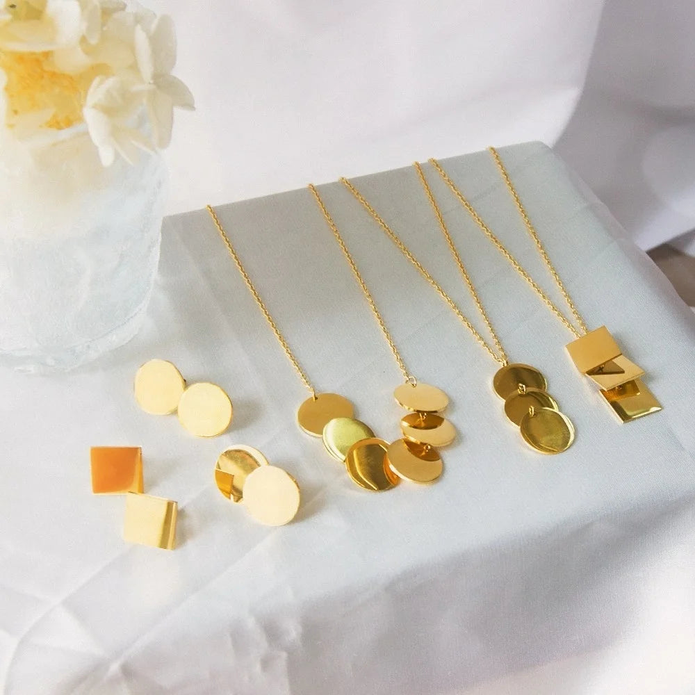 Waterproof 18k Gold PVD Plated Jewelry Simple Fashion Women Pendant Necklace and Earing Studs Stainless Steel Jewelry Set