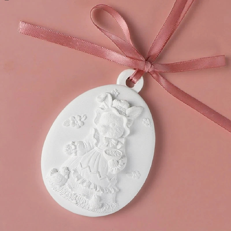 Factory Wholesale Scented Ceramic Stone Plaster Pendant Bedroom Wardrobe Car Ornament Lasting Stay Fragrance Diffuser