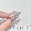 Versatile 6-7mm Natural AAAA White Freshwater Pearl Stud Earrings Women's Classic Rhodium Plated Clover Shape Jewelry