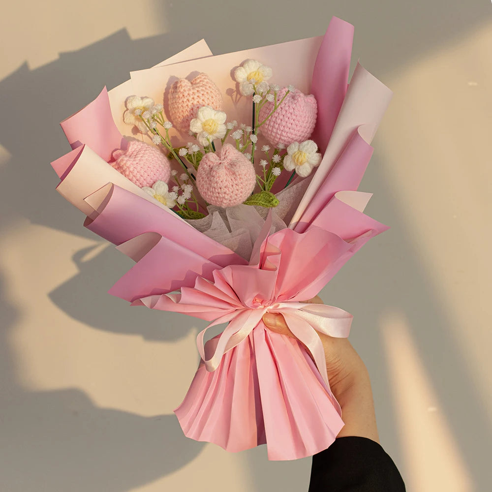 Handmade Knitted Flower Yarn Crochet Heart Shape Flowers Hand Woven Bouquet Wedding Decoration Eternal Flower Gift Box