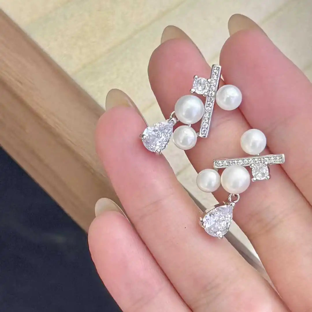 Starry Sky Cross Water Drop Earrings 4-5mm Natural White Freshwater Pearl Platinum Plated Romantic Style Versatile Daily Women's