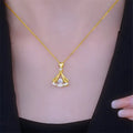 Wholesale High Quality Titanium Steel 18k Gold Plated Luxury Simple Women Diamond Fan Necklace