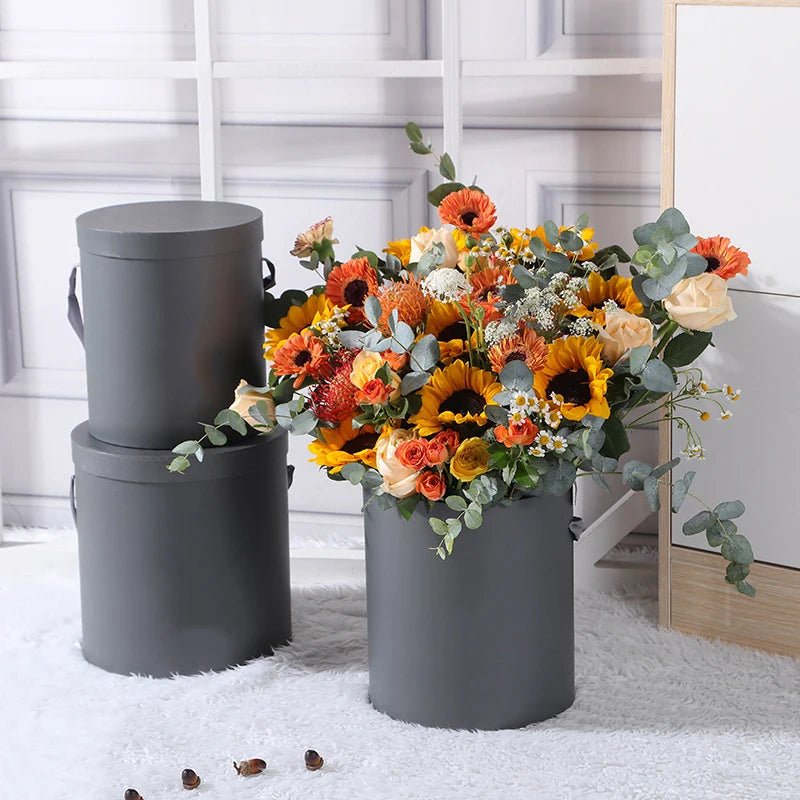 Customized Logo Small Preserved Rose Gift Box Cylindrical Suede Velvet Flower Box Kraft Paper Embossing UV Coating Recyclable